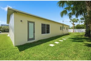 310 4th Avenue, Deerfield Beach, FL 33441 - MLS#B26027191