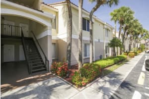 815 Boynton Beach Boulevard, Boynton Beach, FL 33426 - MLS#B26027205