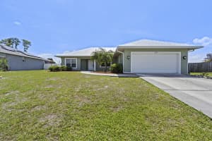 1657 Cefalu Circle, Port Saint Lucie, FL 34953 - MLS#B26027207