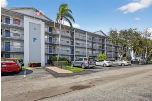 650 124th Terrace, Pembroke Pines, FL 33027 - MLS#B26027260