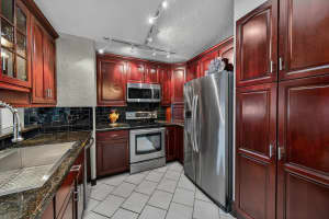 3068 Oakland Forest Drive, Oakland Park, FL 33309 - MLS#B26027305