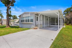 70 Golf Drive, Port Saint Lucie, FL 34952 - MLS#B26027306