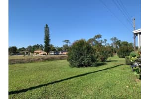 2916 Crosley Drive, West Palm Beach, FL 33415 - MLS#B26027325