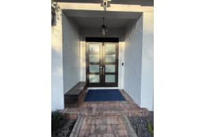 7670 Ne Live Oak Drive, Coral Springs, Fl 33065 Coral Springs, FL 33065 - Off Market