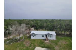 19411 258th Street, Okeechobee, FL 34972 - MLS#B26027367