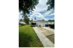 2520 Fillmore Street, Hollywood, FL 33020 - MLS#B26027403