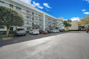 6698 10th Avenue N 327, Lake Worth, Fl 33467, Lake Worth