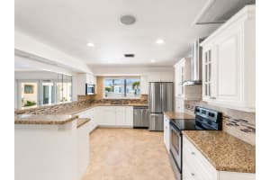 330 10th Street, Pompano Beach, FL 33060 - MLS#B26027690