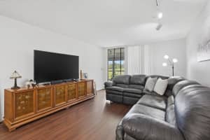 3231 Holiday Springs Boulevard, Margate, FL 33063 - MLS#B26027695