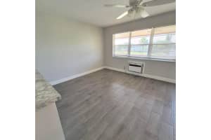 10 Hastings A, West Palm Beach, FL 33417, West Palm Beach, FL 33417 - MLS#B26027708