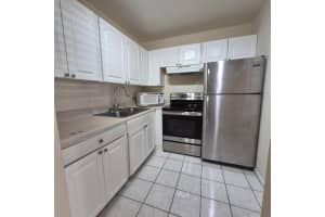 118 Kent H, West Palm Beach, FL 33417, West Palm Beach, FL 33417 - MLS#B26027710