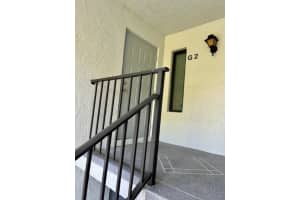 1006 Green Pine Boulevard, West Palm Beach, FL 33409 - MLS#B26027753