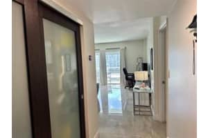 2900 30th Street, Fort Lauderdale, FL 33306 - MLS#B26027859