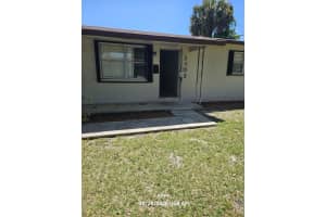 1002 Mcintosh Street, West Palm Beach, FL 33405 - MLS#B26027868