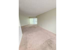 1720 Congress Avenue, West Palm Beach, FL 33401 - MLS#B26027996