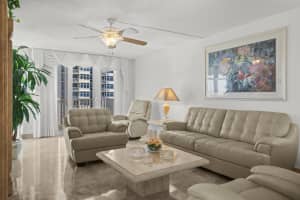1370 Ocean Boulevard, Pompano Beach, FL 33062 - MLS#B26028060