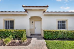 2344 Windjammer Way, West Palm Beach, FL 33411 - MLS#B26028136