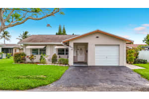 7210 77th Street, Tamarac, FL 33321 - MLS#B26028155