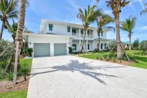 91 Golfview Drive, Tequesta, FL 33469 - MLS#B26028226