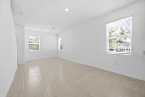 2840 Skyline Loop, Kissimmee, FL 34758 - MLS#B26028298