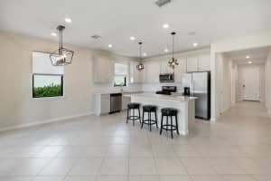 471 Vallarta Drive, Port Saint Lucie, FL 34984 - MLS#B26028328