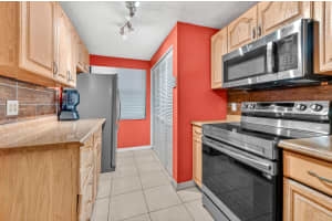 430 Commodore Drive, Plantation, FL 33325 - MLS#B26028419