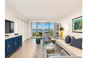 2295 Ocean Boulevard, Palm Beach, FL 33480 - MLS#B26028431