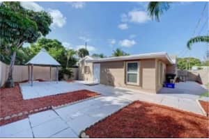 952 30th Street, West Palm Beach, FL 33407 - MLS#B26028446