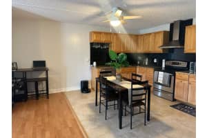 1102 Green Pine Boulevard, West Palm Beach, FL 33409 - MLS#B26028479