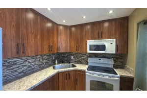 600 2nd Street, Dania Beach, FL 33004 - MLS#B26028503