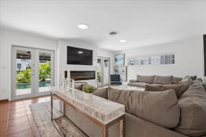 325 Coconut Isle Drive, Fort Lauderdale, FL 33301 - MLS#B26028514