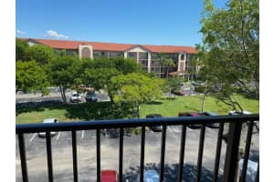 13100 11th Court, Pembroke Pines, FL 33027 - MLS#B26028535