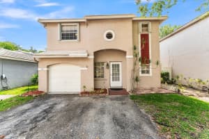 9855 2nd Court, Plantation, FL 33324 - MLS#B26028540