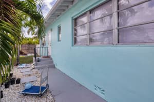 258 Conniston Road, West Palm Beach, FL 33405 - MLS#B26028544