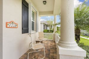 7218 Village Square, Vero Beach, FL 32966 - MLS#B26028556