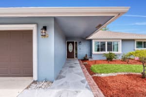 986 Cherry Lane, Wellington, FL 33414 - MLS#B26028565