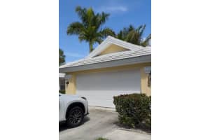 2398 Saratoga Bay Drive, West Palm Beach, FL 33409 - MLS#B26028586