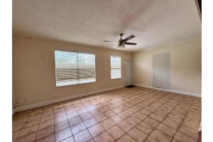 3941 36th Terrace, Lauderdale Lakes, FL 33309 - MLS#B26028592