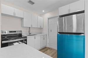 2941 11th Court, Fort Lauderdale, FL 33311 - MLS#B26028673