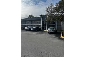 8060 N Colony Cir Circle N 208, Tamarac, Fl 33321, Tamarac