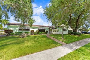 2118 Palma Circle, West Palm Beach, FL 33415 - MLS#B26028773