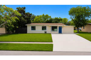5700 Sw 37 Court, Davie, Fl 33314, Davie