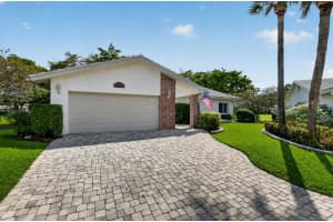 22340 Greentree Circle, Boca Raton, FL 33433 - MLS#B26028812