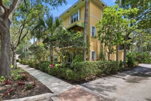 135 Indian Crossing Circle, Jupiter, FL 33458 - MLS#B26028825