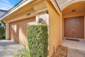 7541 Downwinds Lane, Lake Worth, FL 33467 - MLS#B26028833