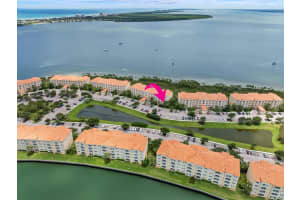 24 Harbour Isle Dr Drive, Fort Pierce, FL 34949 - MLS#B26028844