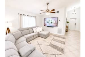 2815 111th Avenue, Sunrise, FL 33322 - MLS#B26028845
