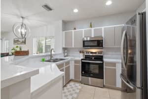 4727 Palmbrooke Circle, West Palm Beach, FL 33417 - MLS#B26028872