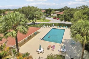 6520 Chasewood Drive, Jupiter, FL 33458 - MLS#B26028890