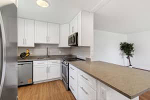 221 Waterford, Delray Beach, FL 33446, Delray Beach, FL 33446 - MLS#B26028897